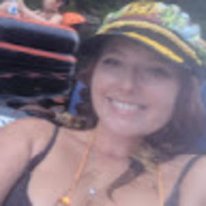 Meet your Posher, Marissa